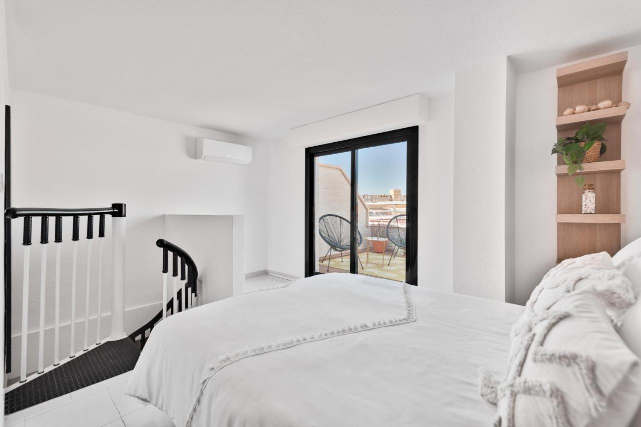 Apartamento La Fiesta, 250 M To The Sea Plus Swimming Pool Torrevieja Exteriör bild